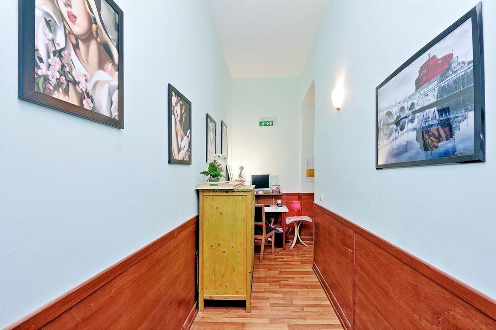 Lucky Domus Rooms Roma Dış mekan fotoğraf